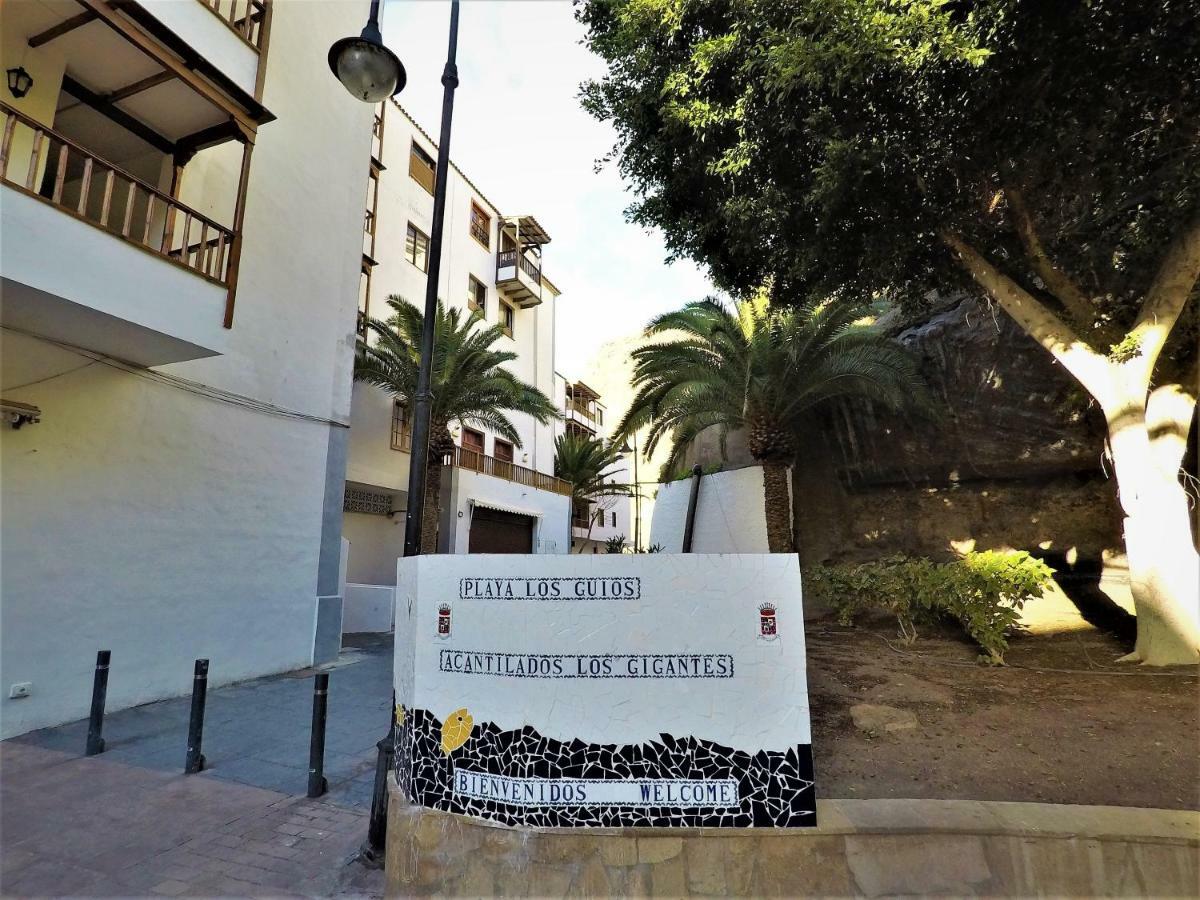 Gigantes Marina, Water Front *