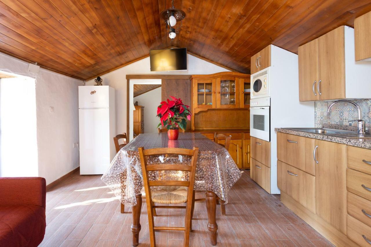 Home2book Rustic House El Palmar *