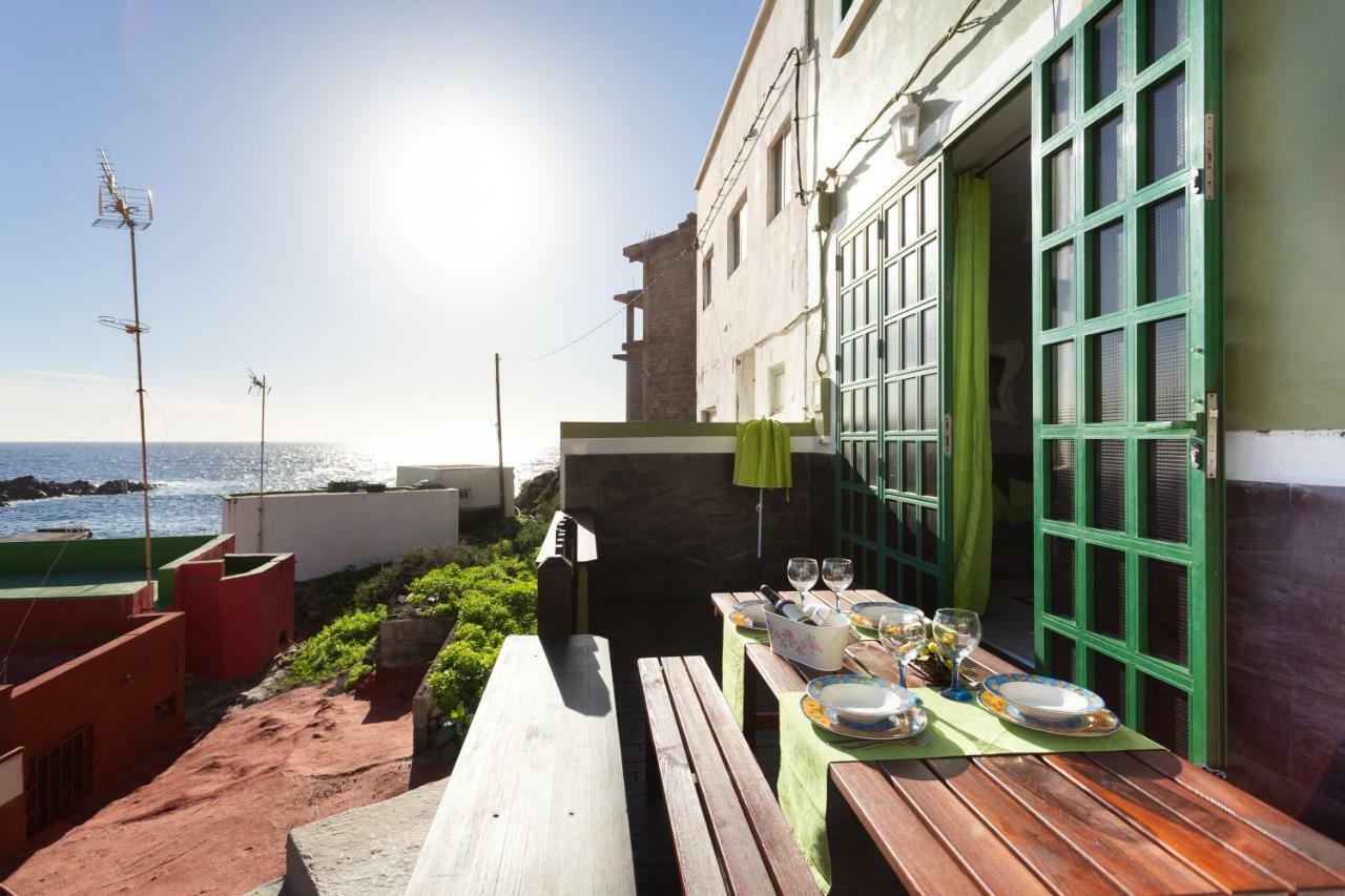Home2book Stunning Sea Front House