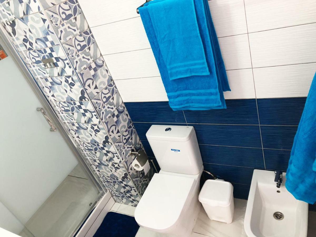Lovely 1-bedroom With A Big Terrace, Americas, Tenerife Apartamento