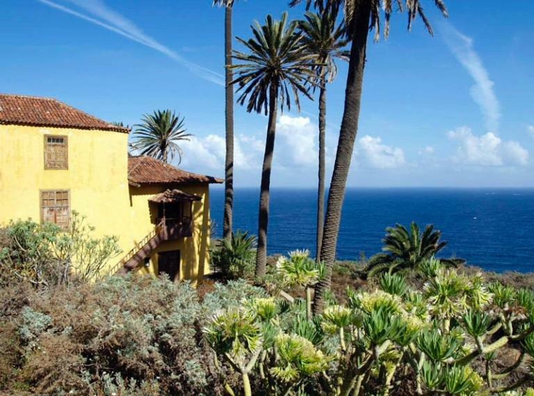 In Protected Space In Front Of The Sea Villa *