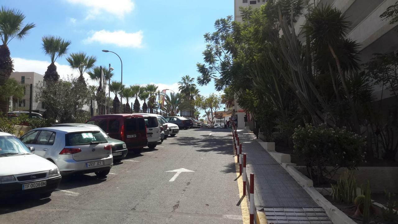 Lovely 1-bedroom With A Big Terrace, Americas, Tenerife Apartamento