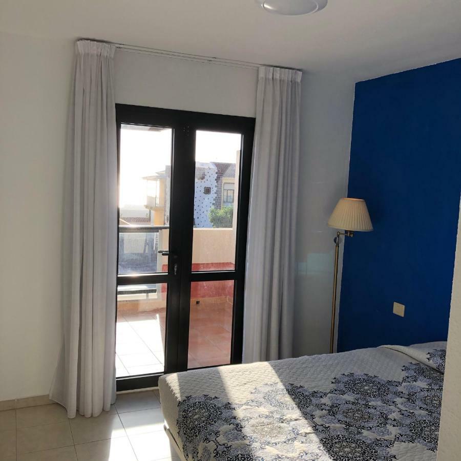 El Galeon Townhouse *