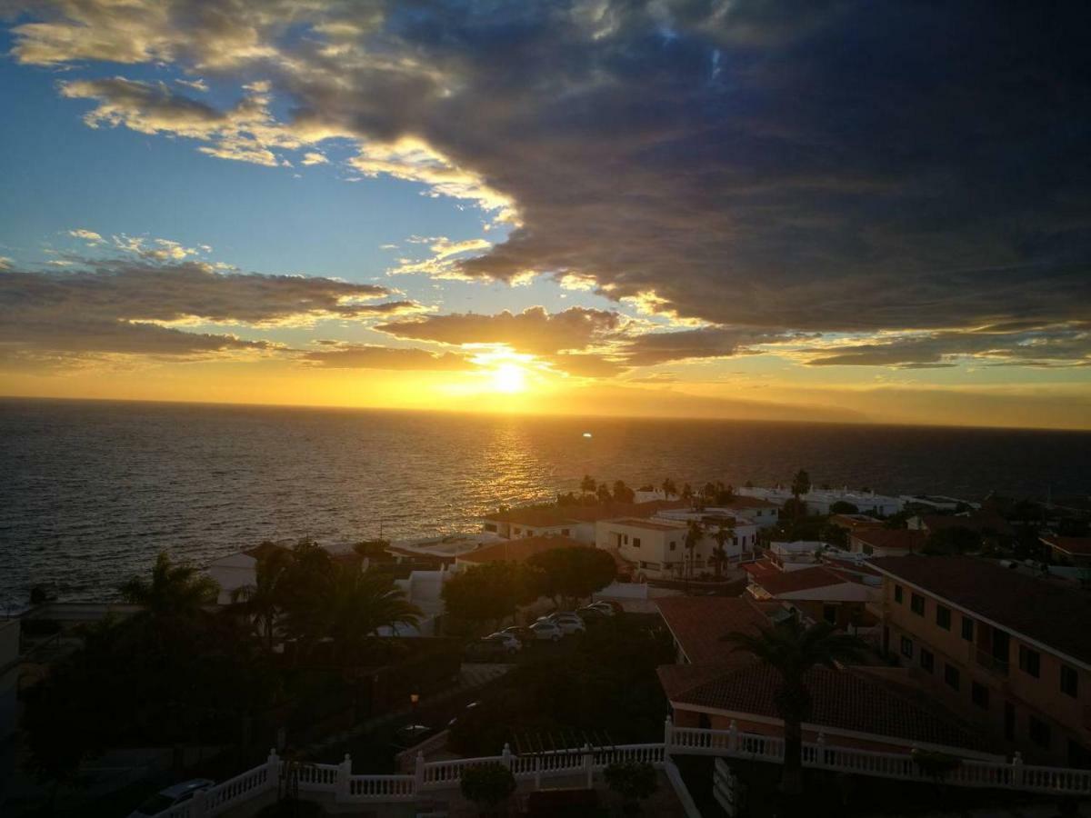 Volcano Views & Wifi * Puerto de Santiago (Tenerife)