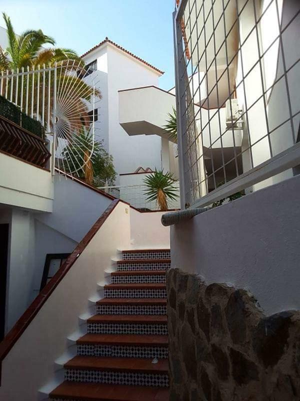 Cristianos Tenerife Apartment *