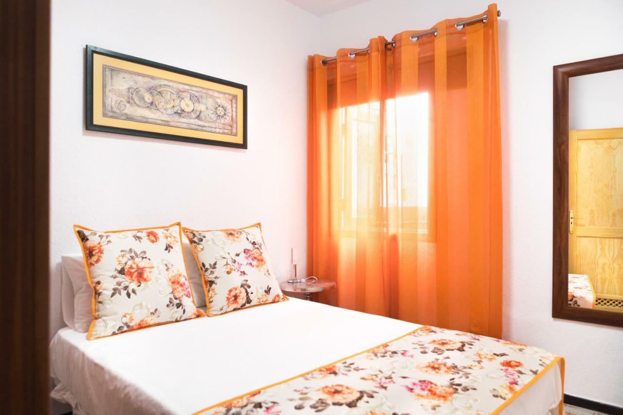 Casa Tia Julia, Vivienda Independiente 4 Pax En Playa Teresitas Hébergement de vacances