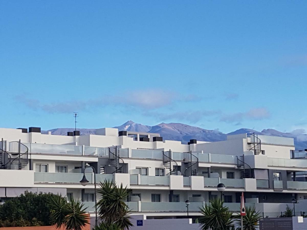 Vista Montana Roja Medano