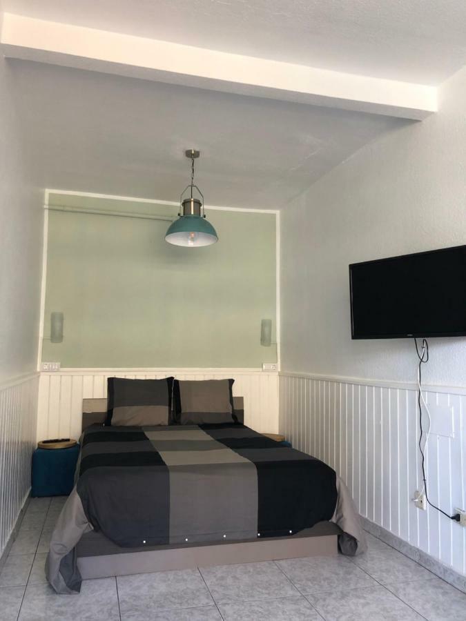 Magnificent Studio With A Terrace Overlooking The Sea! Apartamento *