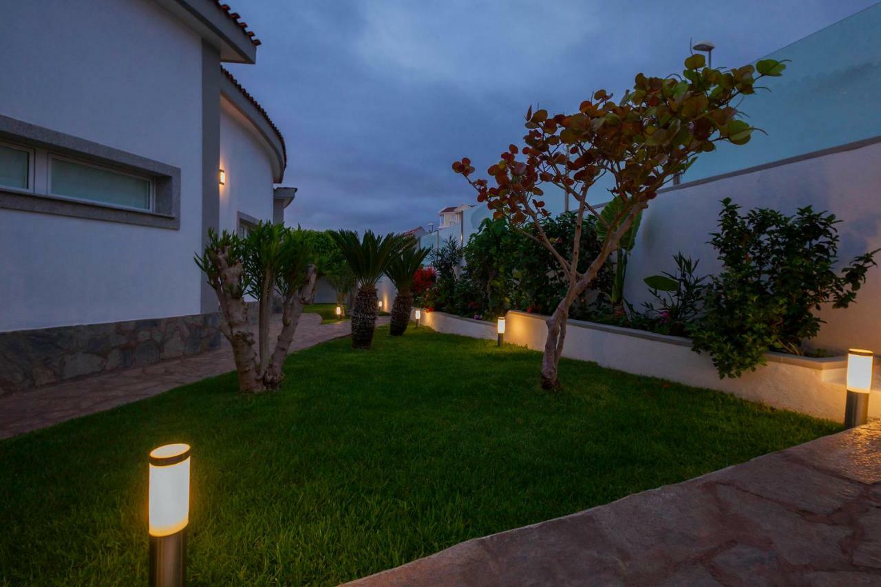 Villa Sara In Costa Adeje
