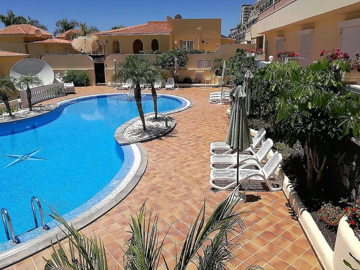 Unique Great Floor By The Ocean With Open Terrace. Separate Entrance. Adults Only Villa