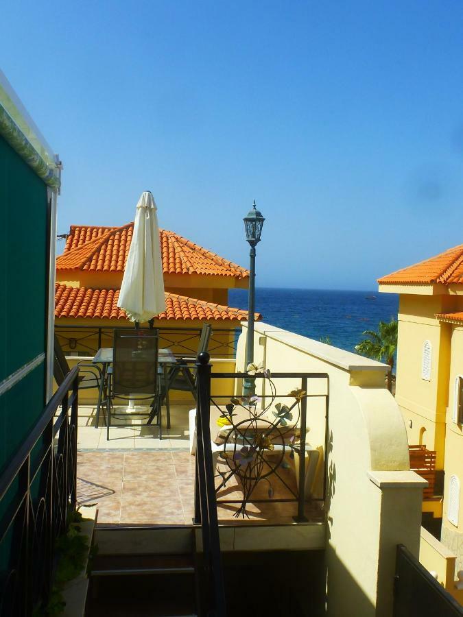 Unique Great Floor By The Ocean With Open Terrace. Separate Entrance. Adults Only *