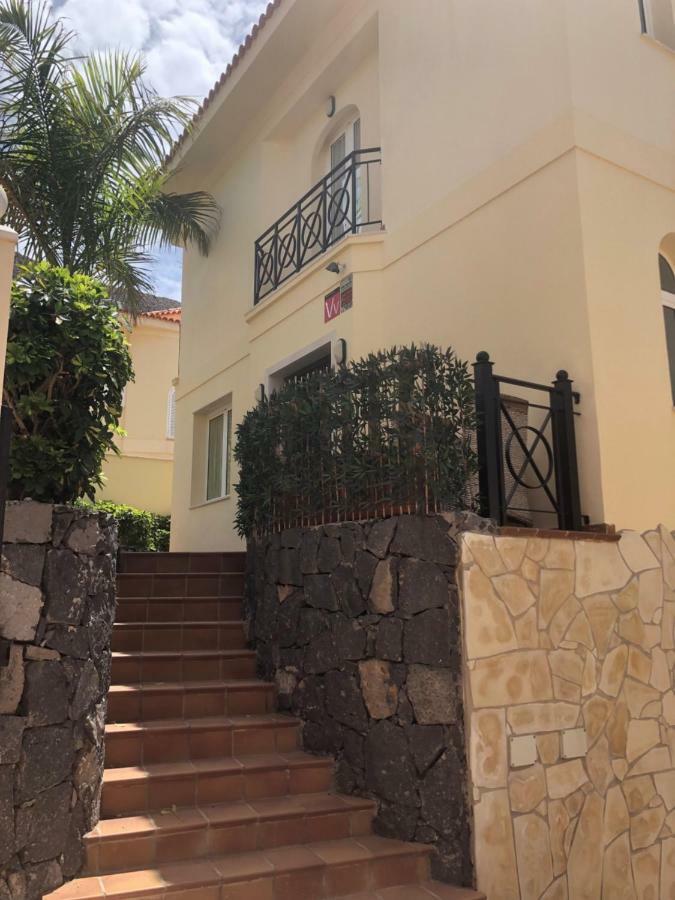 Exclusive On The First Line Of The Ocean With A Private Heated Pool Los Cristianos (Tenerife)