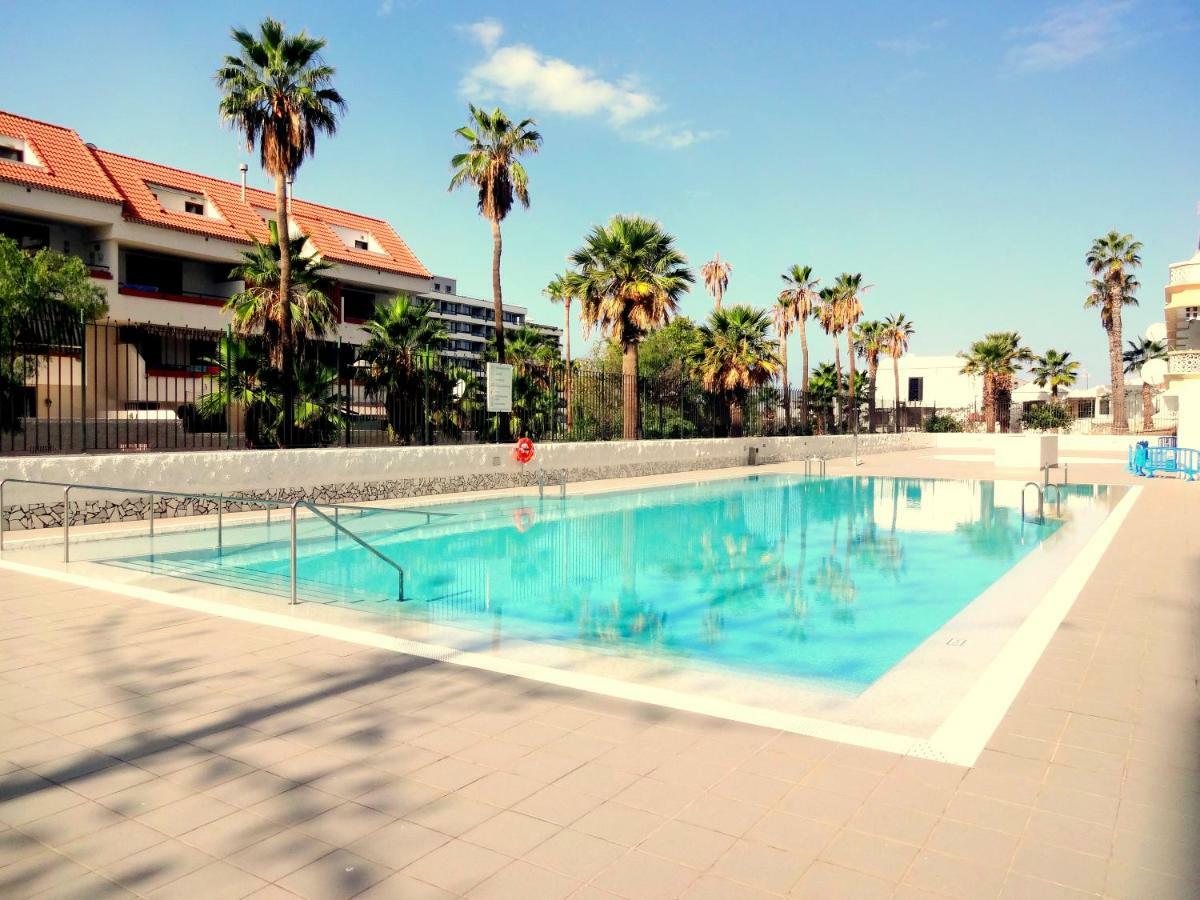 Spotless South Facing With Pool View And Wifi Heart Of Americas Playa de las Américas