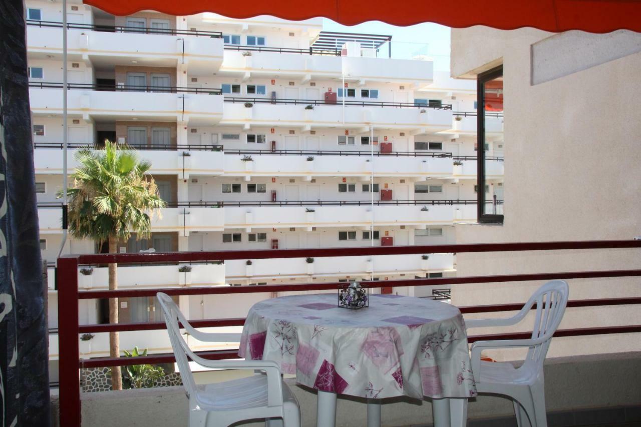 In Tenerife Villa Playa de las Américas