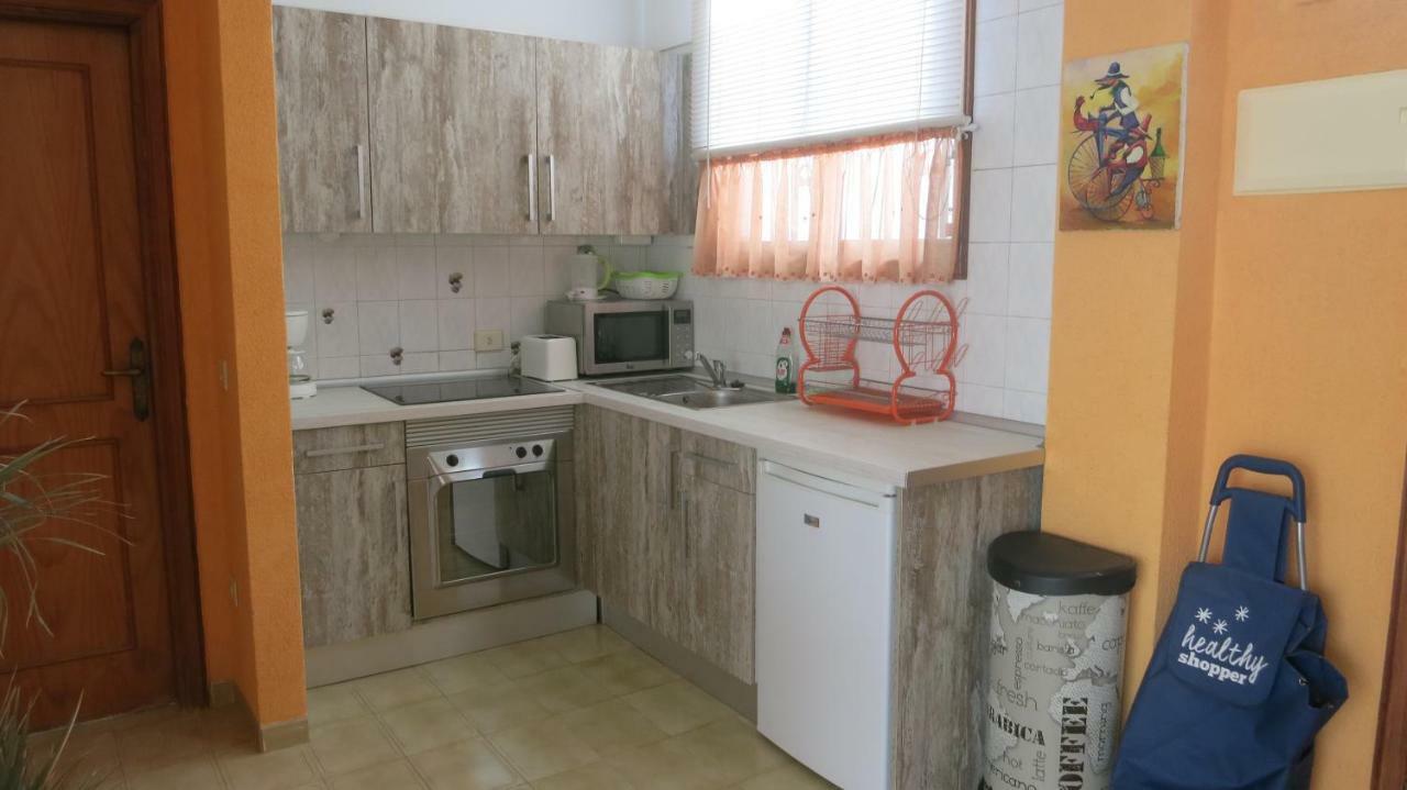 Apartamento Tenerife With Impressive Pool 315 Costa del Silencio