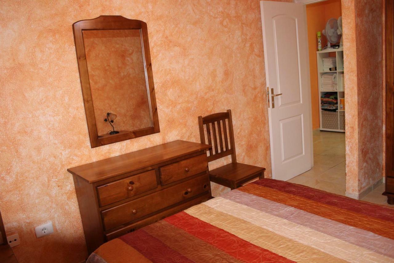 Delgado Y Ruiz Apartment *