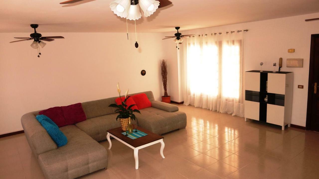 Large On Golf Course Apartment San Miguel de Abona