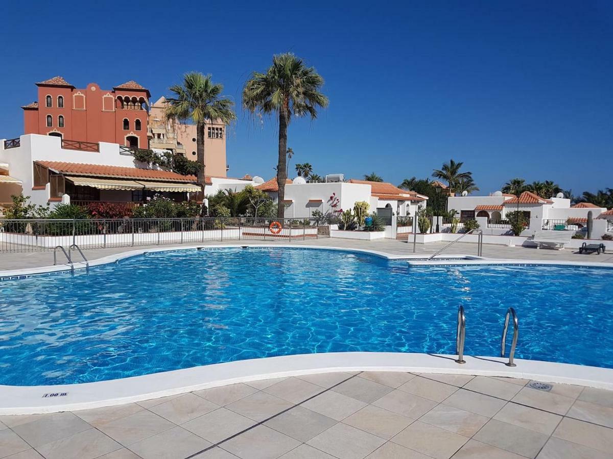 Playa Del Duque In 1st Sea Line Directly On The Beach, Heated Pool, Wifi, Balcony Costa Adeje (Tenerife)