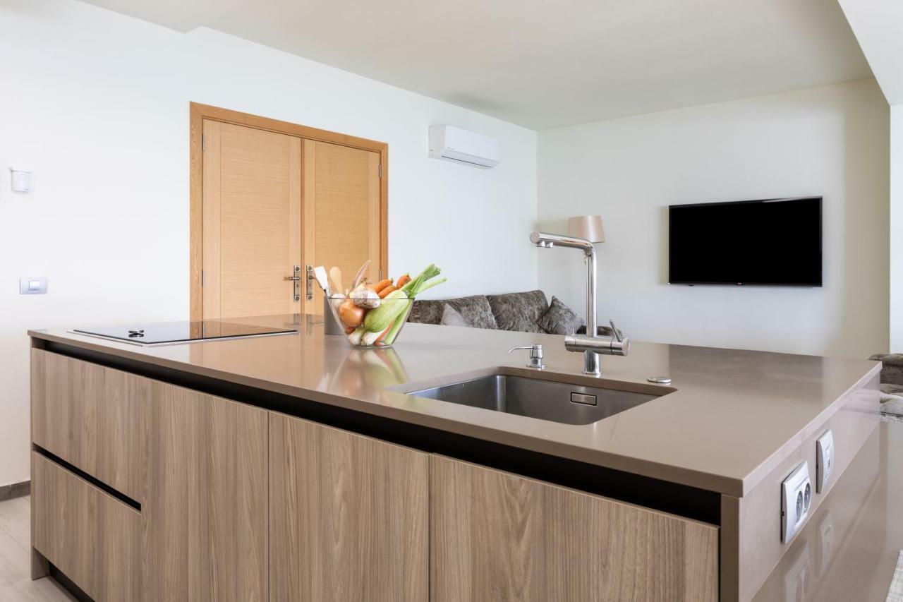 Villa Luxurious With Jacuzzi