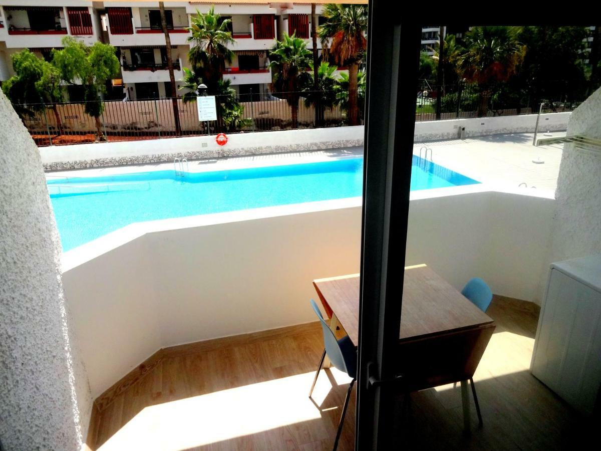 Spotless South Facing With Pool View And Wifi Heart Of Americas Appartement Playa de las Américas