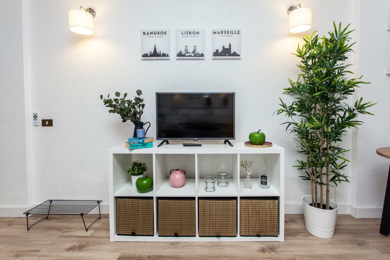 Spectacular Renovated Apartment, 5 Min To Camison Beach, With Aircon *