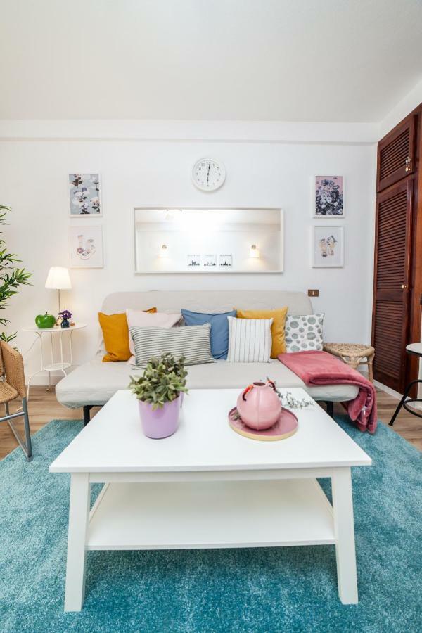 Spectacular Renovated Apartment, 5 Min To Camison Beach, With Aircon Apartamento