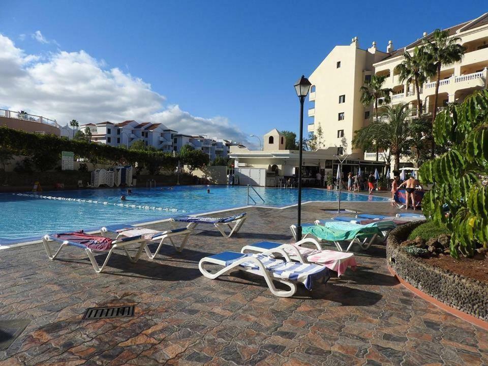 Aparthotel Castle Harbour 3*