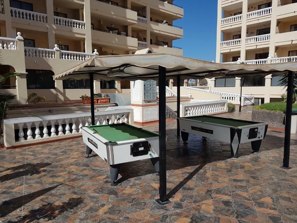 Castle Harbour 3*
