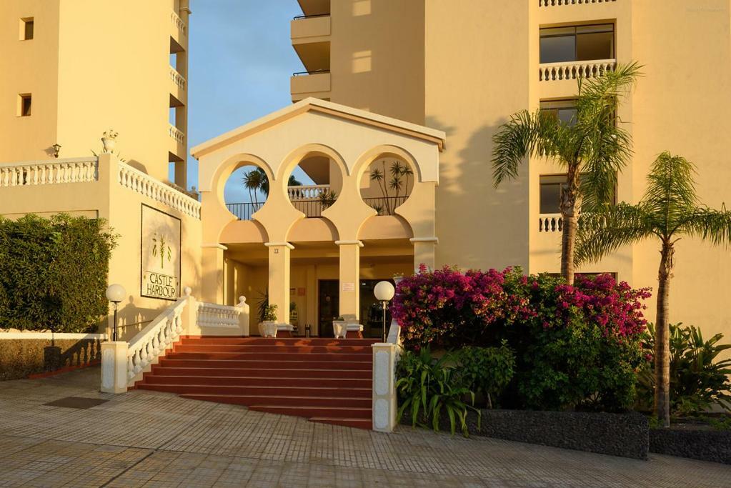 Aparthotel Castle Harbour