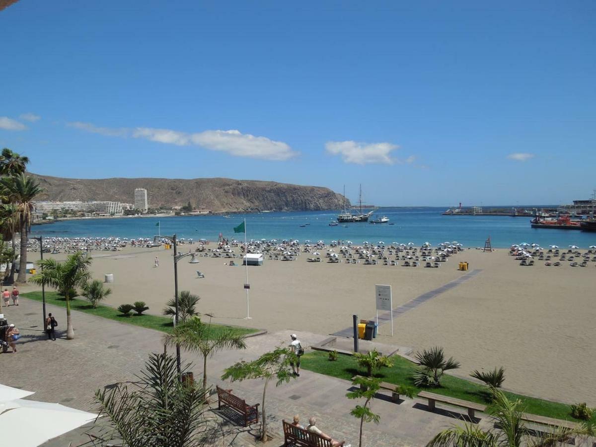 Apartment San Marino With Heated Pool, Only 450 Meters To The Beach, Aircondition, Wifi