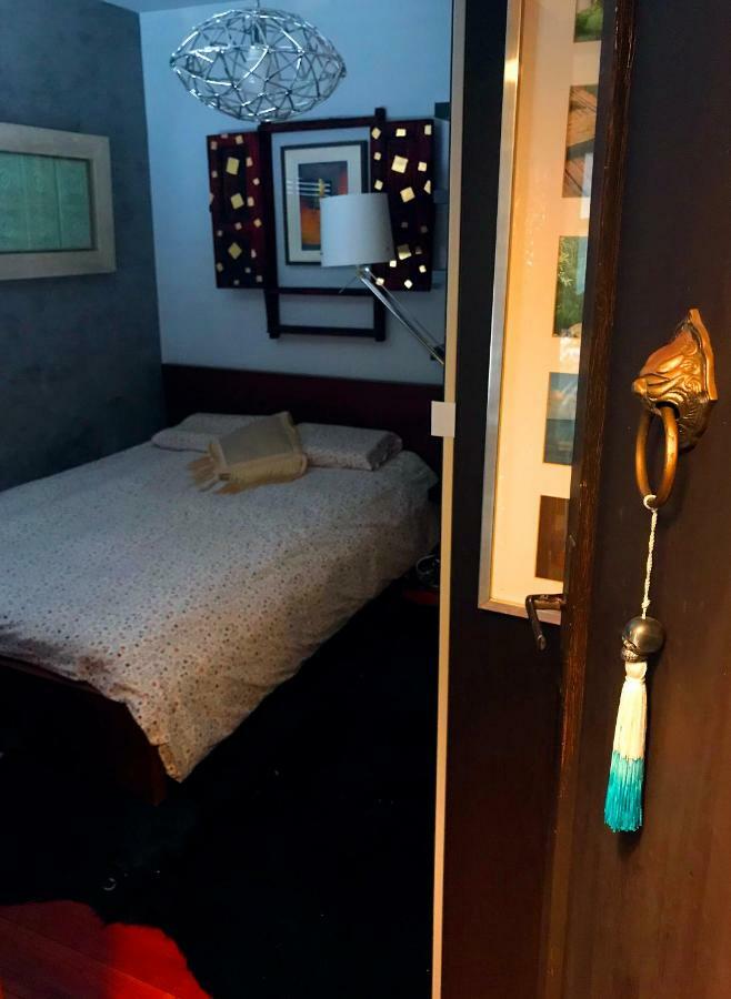 Apartment 16