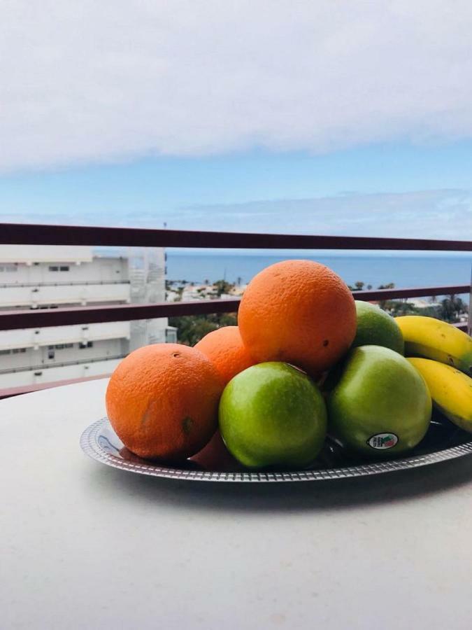 Sea Breeze In Playa De Americas With Parking * Playa de las Americas (Tenerife)