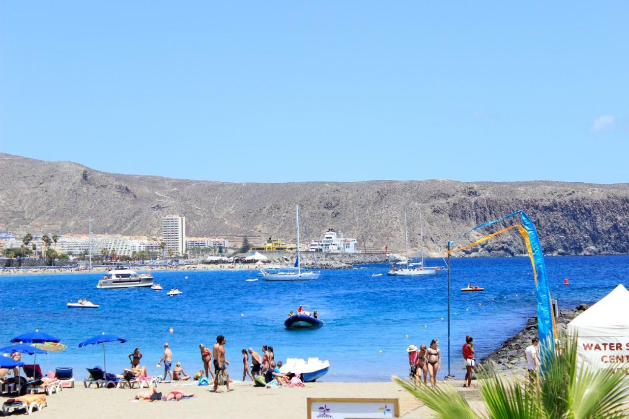 16 * Los Cristianos (Tenerife)