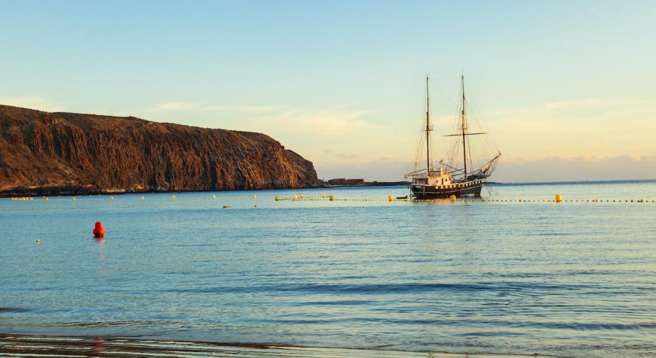 16 Los Cristianos (Tenerife)