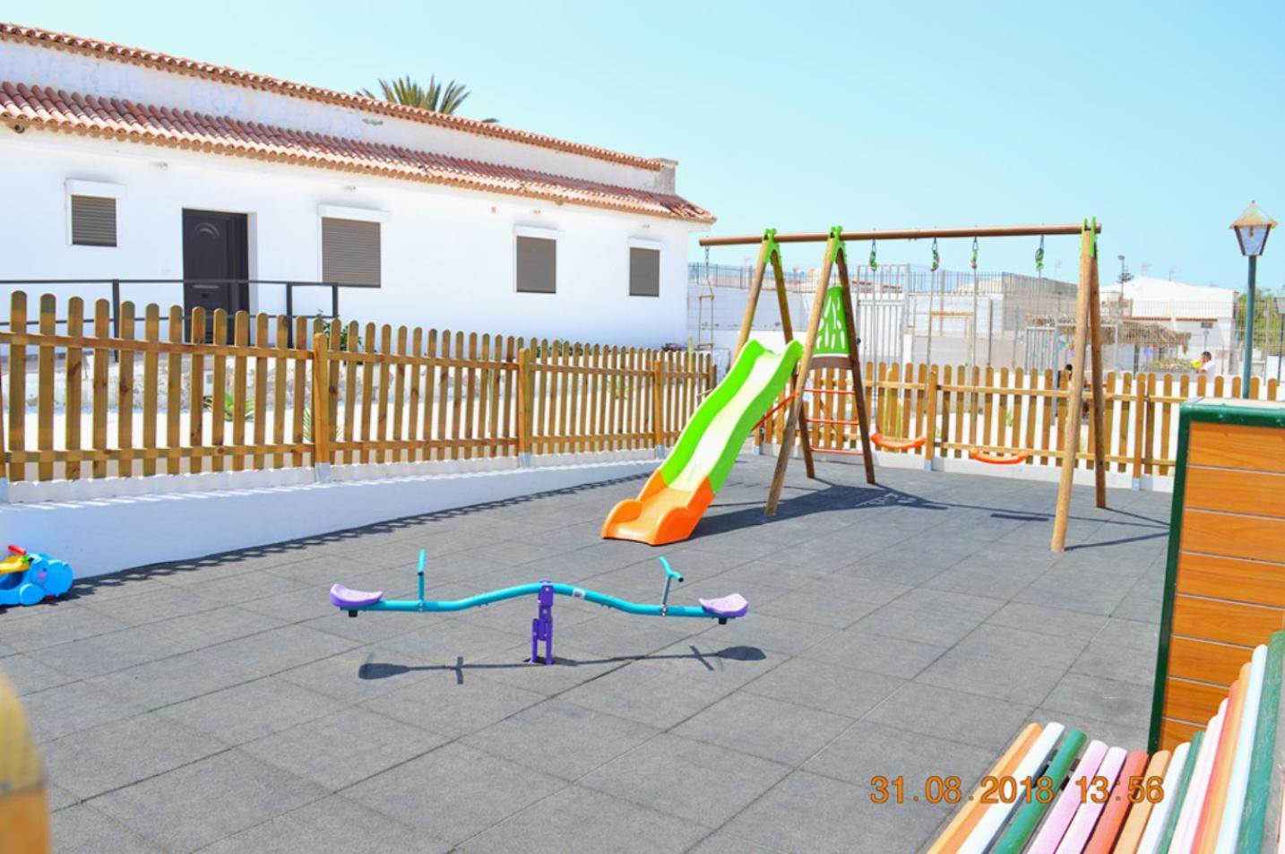 Apartamento New Renovated Duplex Near The Ocean Located In Tenerife Sur Costa del Silencio