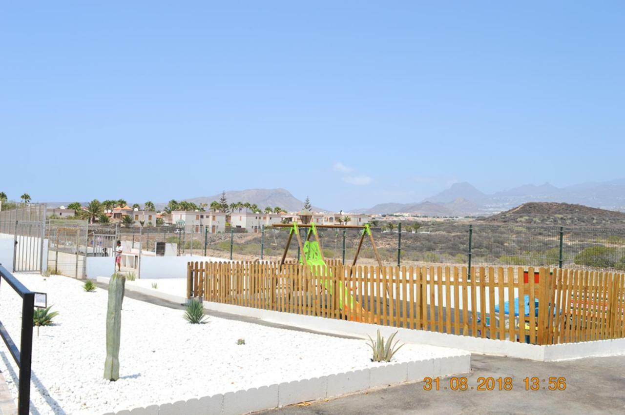 New Renovated Duplex Near The Ocean Located In Tenerife Sur Apartamento *