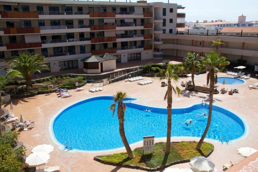 Large Terrace Apt Balcon Los Gigantes by DreamHomesTenerife