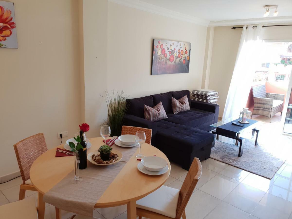 Terrazas Del Duque 2: Beachfront Oasis With Sea Views And Heated Pool Apartment *