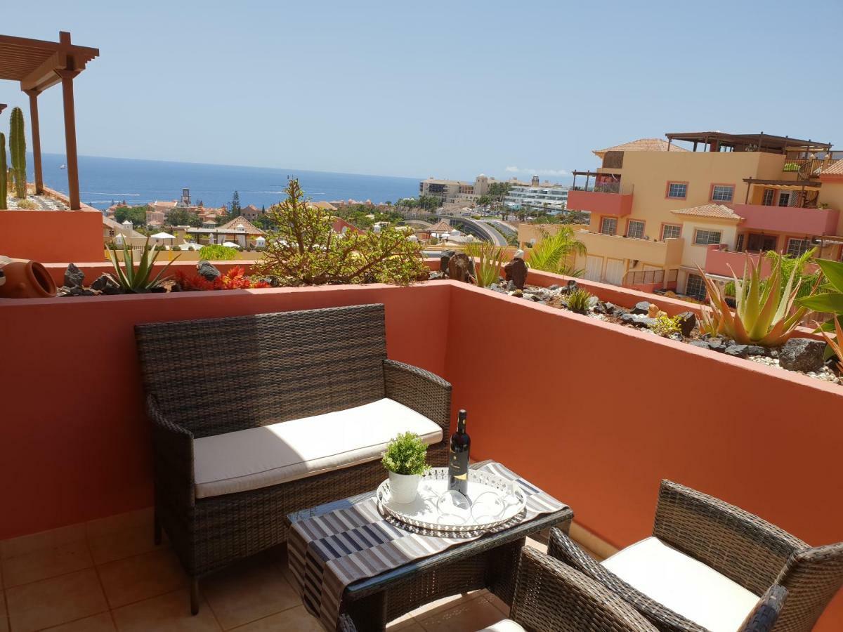Apartment Terrazas Del Duque 2: Beachfront Oasis With Sea Views And Heated Pool Costa Adeje (Tenerife)