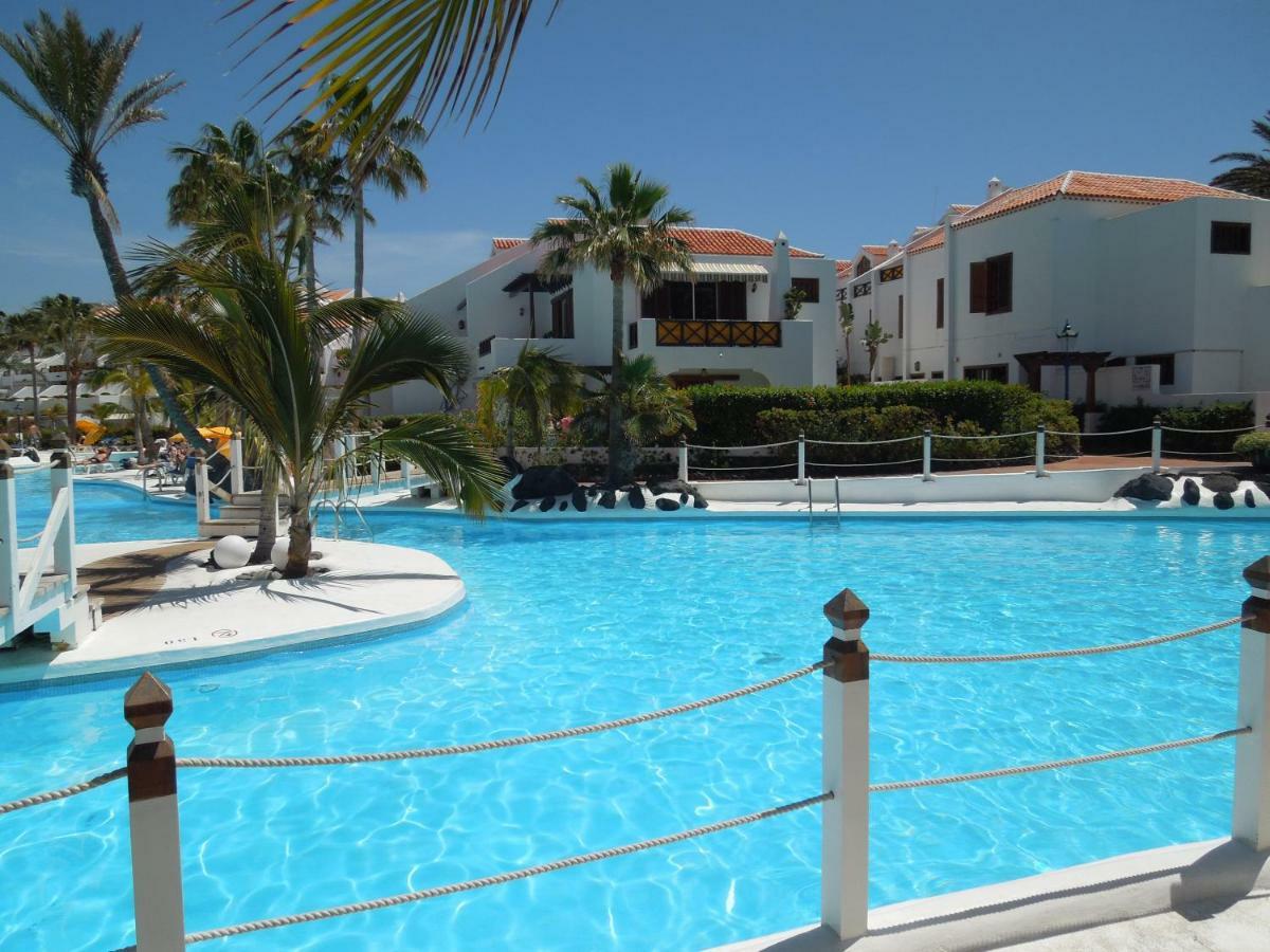 Ground Floor No 5 With Fantastic Heated Pool Close To The Sea, Gardensite Apartment *