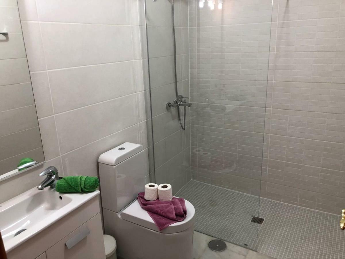 Apartment Ground Floor No 5 With Fantastic Heated Pool Close To The Sea, Gardensite Arona (Tenerife)