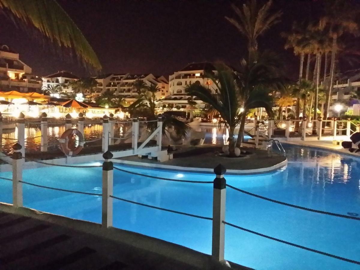 Two Bedroom Beachfront No 3 With Sea-view, Heated Pool, Close To The Sea * Arona (Tenerife)
