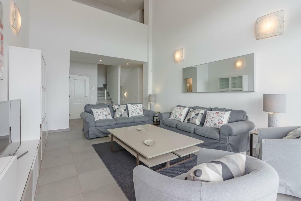 Villa Isabella, Luxury With Heated Pool Ocean View In Adeje, Tenerife