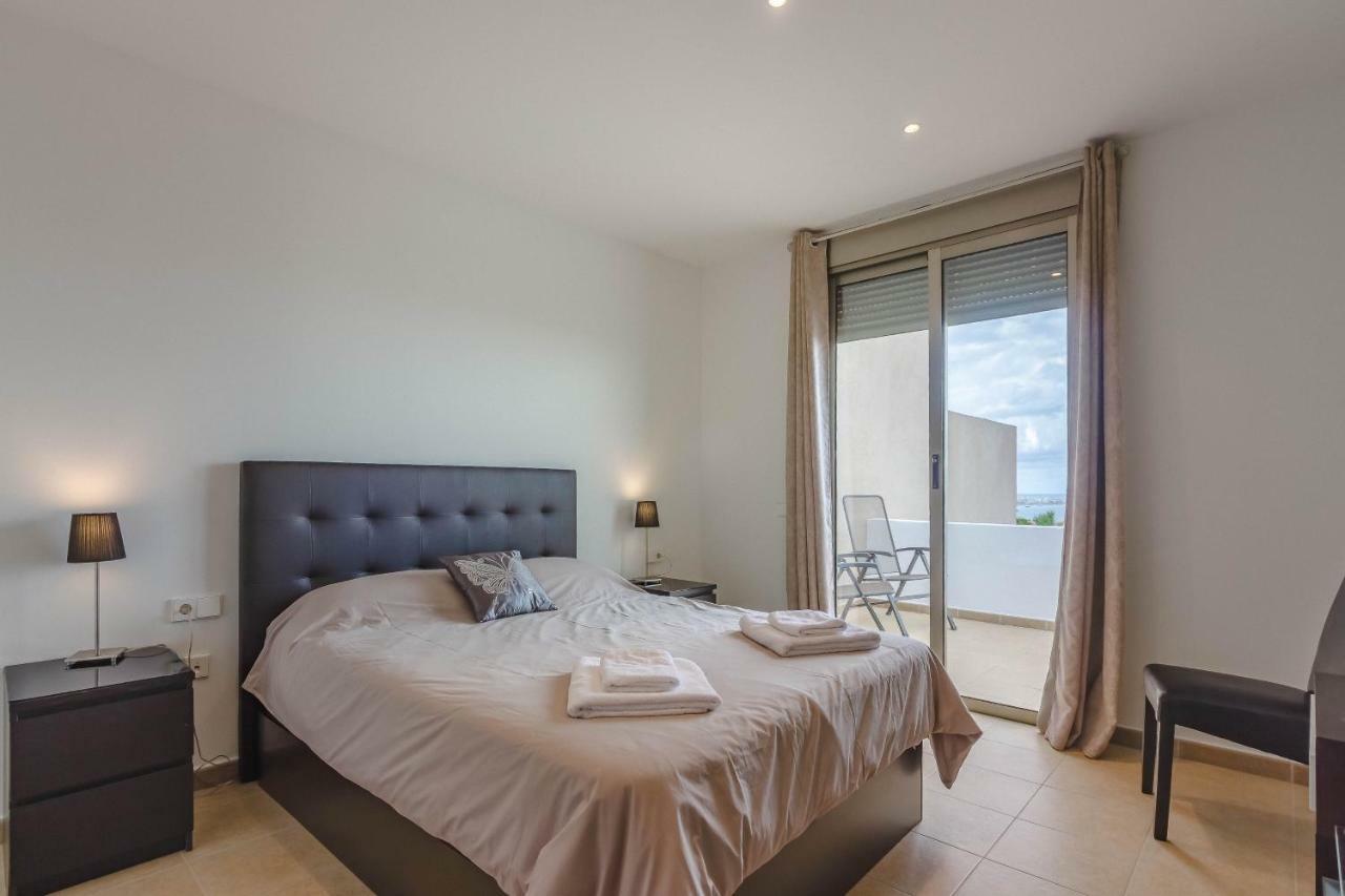 Isabella, Luxury With Heated Pool Ocean View In Adeje, Tenerife Villa