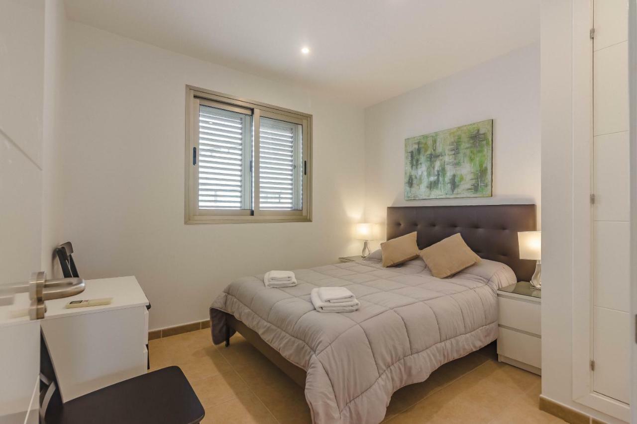 Isabella, Luxury With Heated Pool Ocean View In Adeje, Tenerife Villa