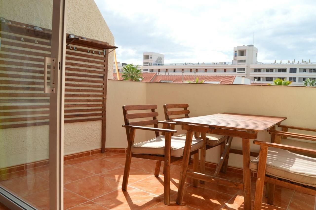 Playa De Las Americas Apartment *