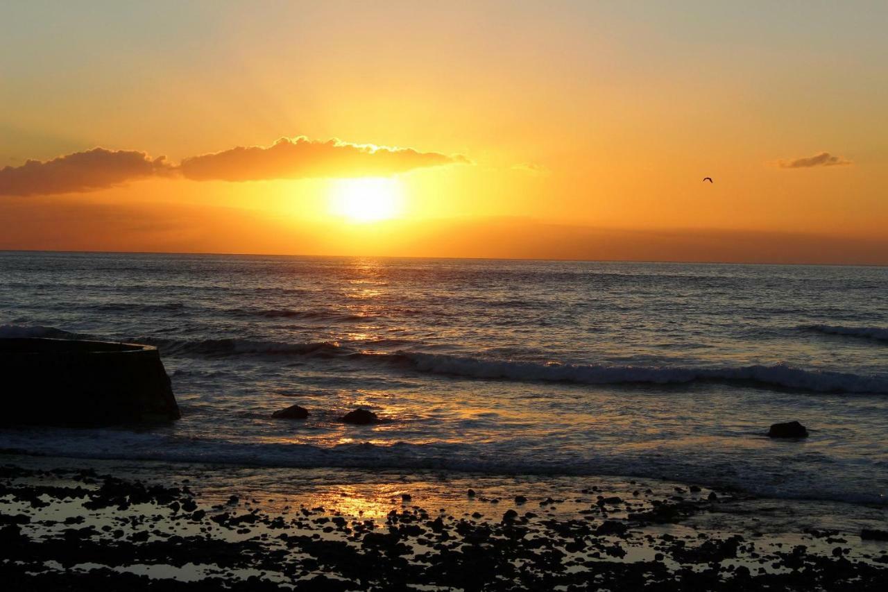 Agua Dulce De Tenerife * Los Abrigos