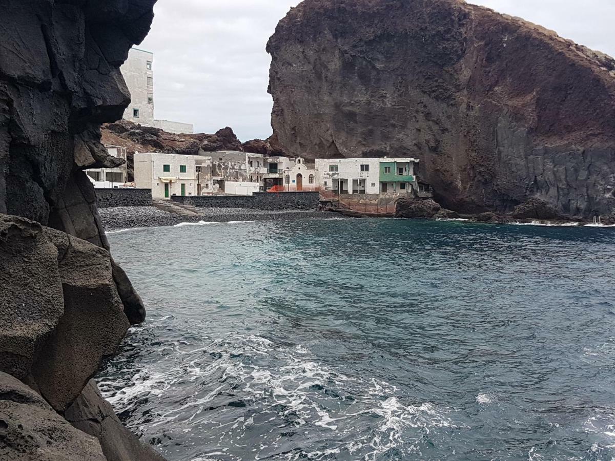 La Caleta 2 *