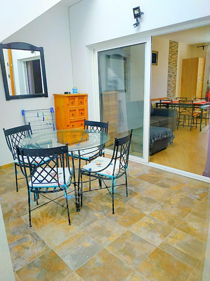 New Renovated Duplex Near The Ocean Located In Tenerife Sur Apartamento *