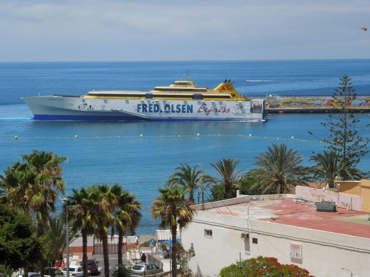 San Marino With Heated Pool, Only 450 Meters To The Beach, Aircondition, Wifi Arona (Tenerife)